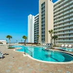 Laketown Wharf 2135
