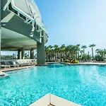 Laketown Wharf 2135